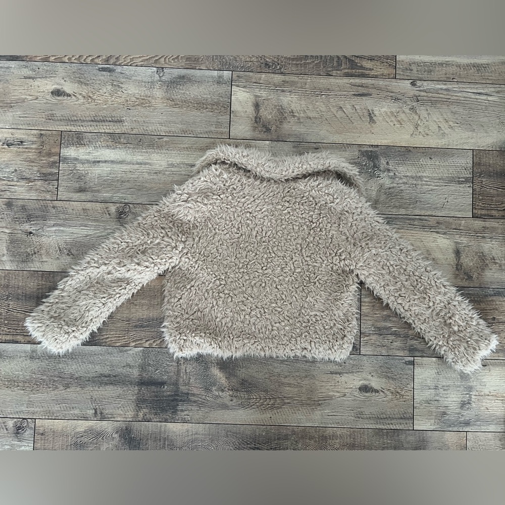 Zara Basic Outerwear Fuzzy Tan Coat. Medium. Worn… - image 4